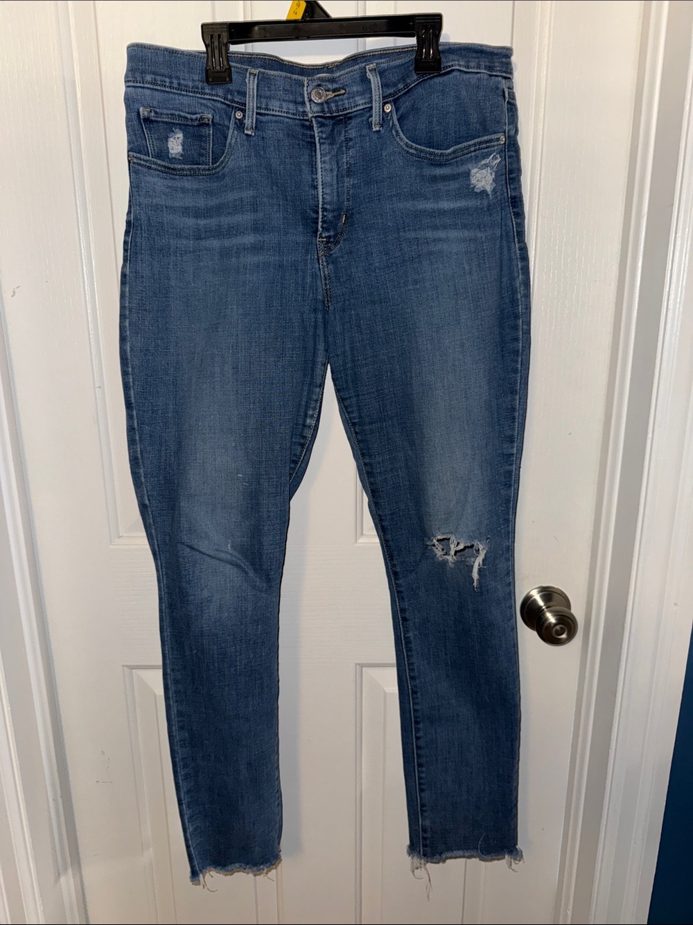 Levi’s Blue Distressed Women's Jeans